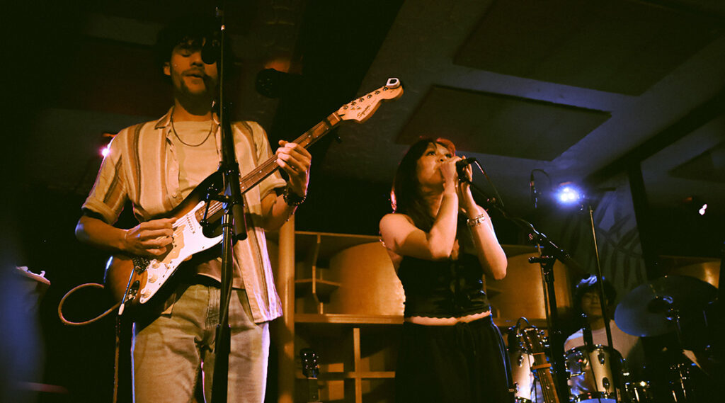 BIANCA ESPINO PERFORMS AT BEYOND THE BEAT: LIVE (Vivian Si)